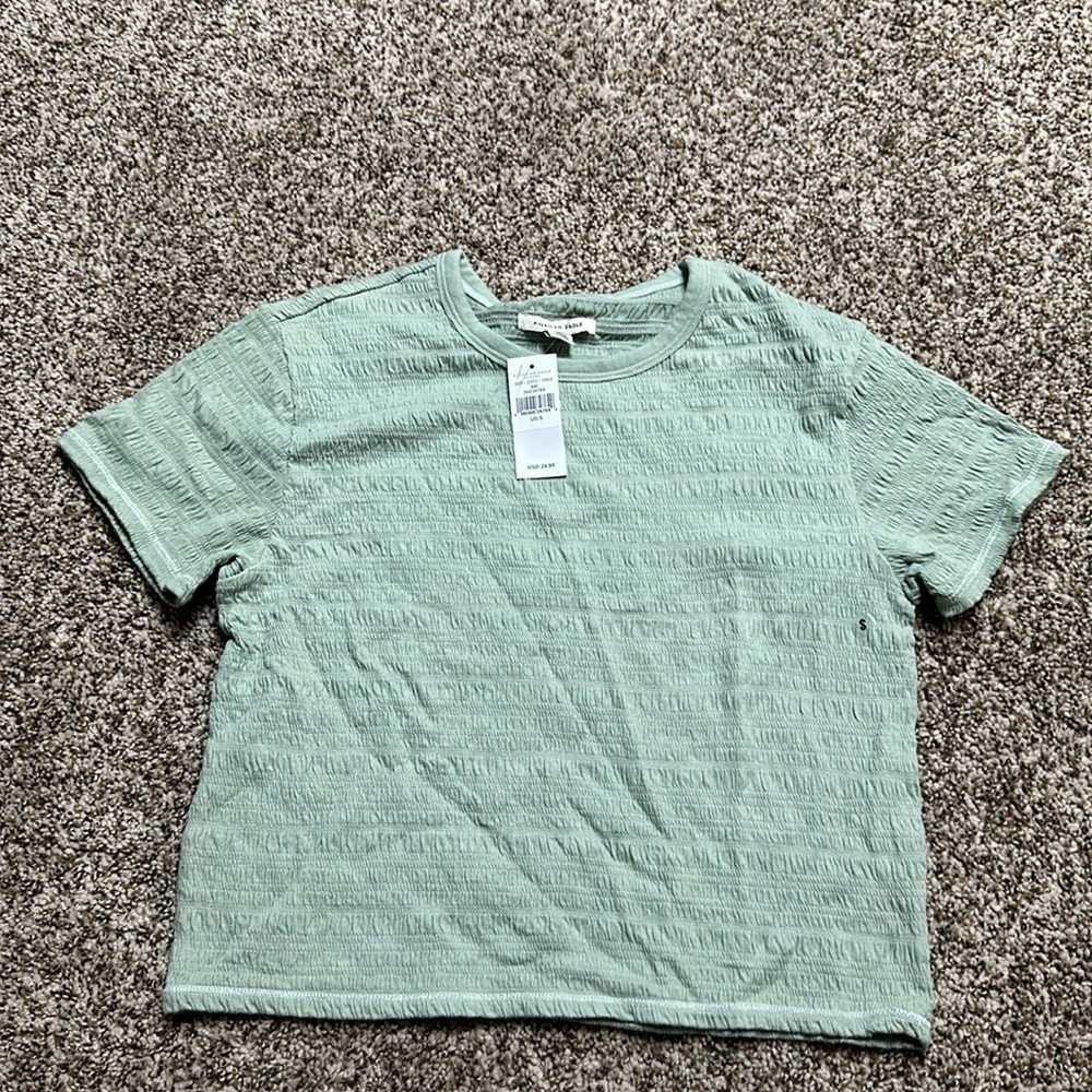 Women’s size small shirt from American Eagle